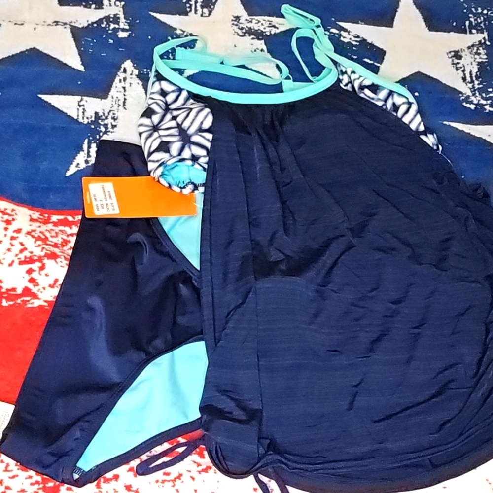 Swim wear size small color blue